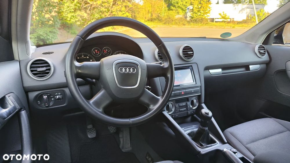 Audi A3 Sportback 1.6 Attraction - 22