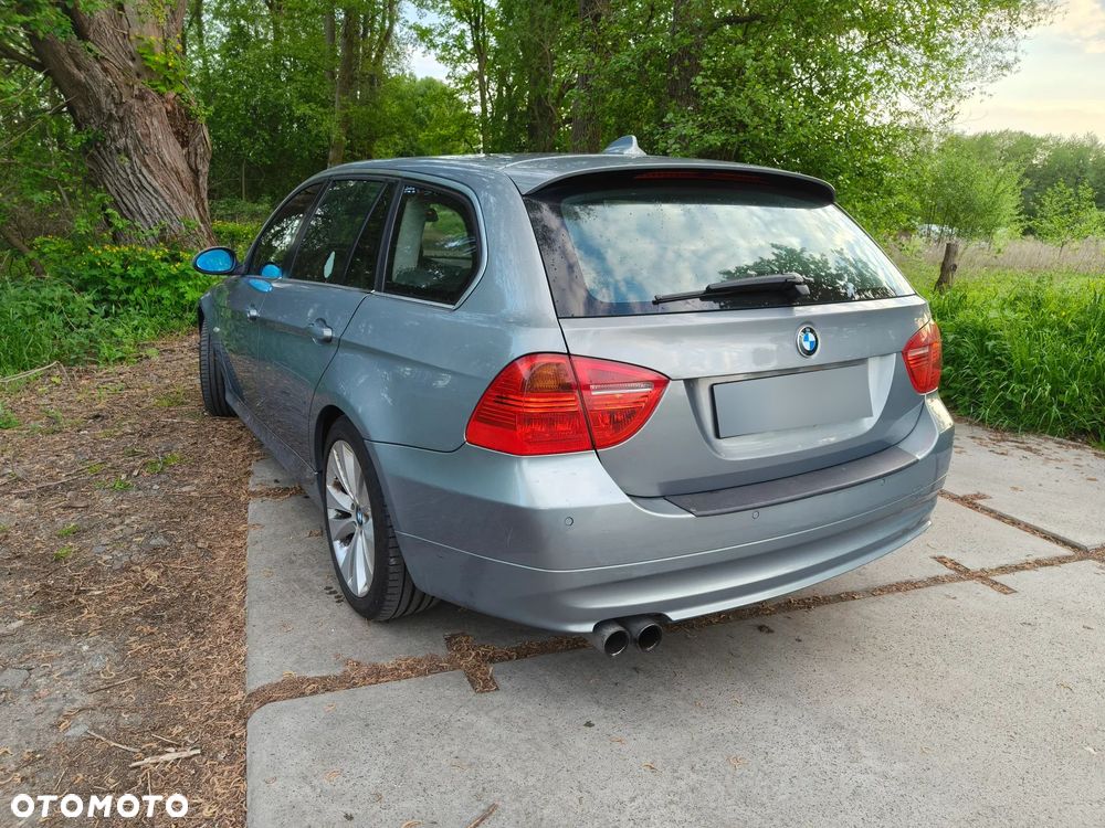 BMW Seria 3 330xi - 5