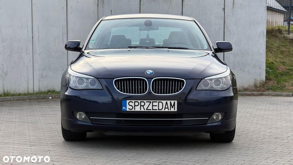 BMW Seria 5 523i - 33