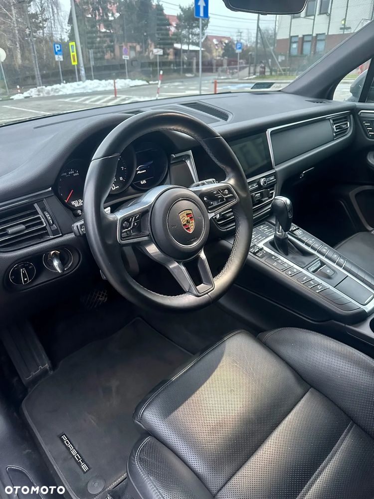 Porsche Macan - 10