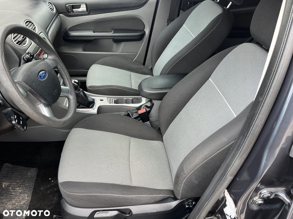 Ford Focus 1.6 TDCi Titanium - 11