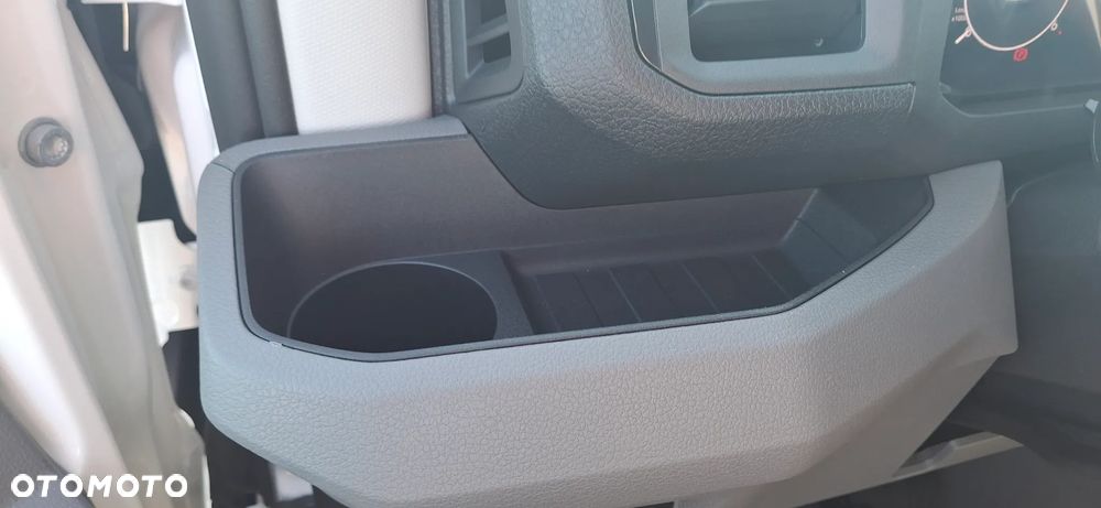 Volkswagen Crafter - 33