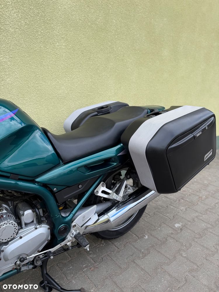 Yamaha XJ - 35