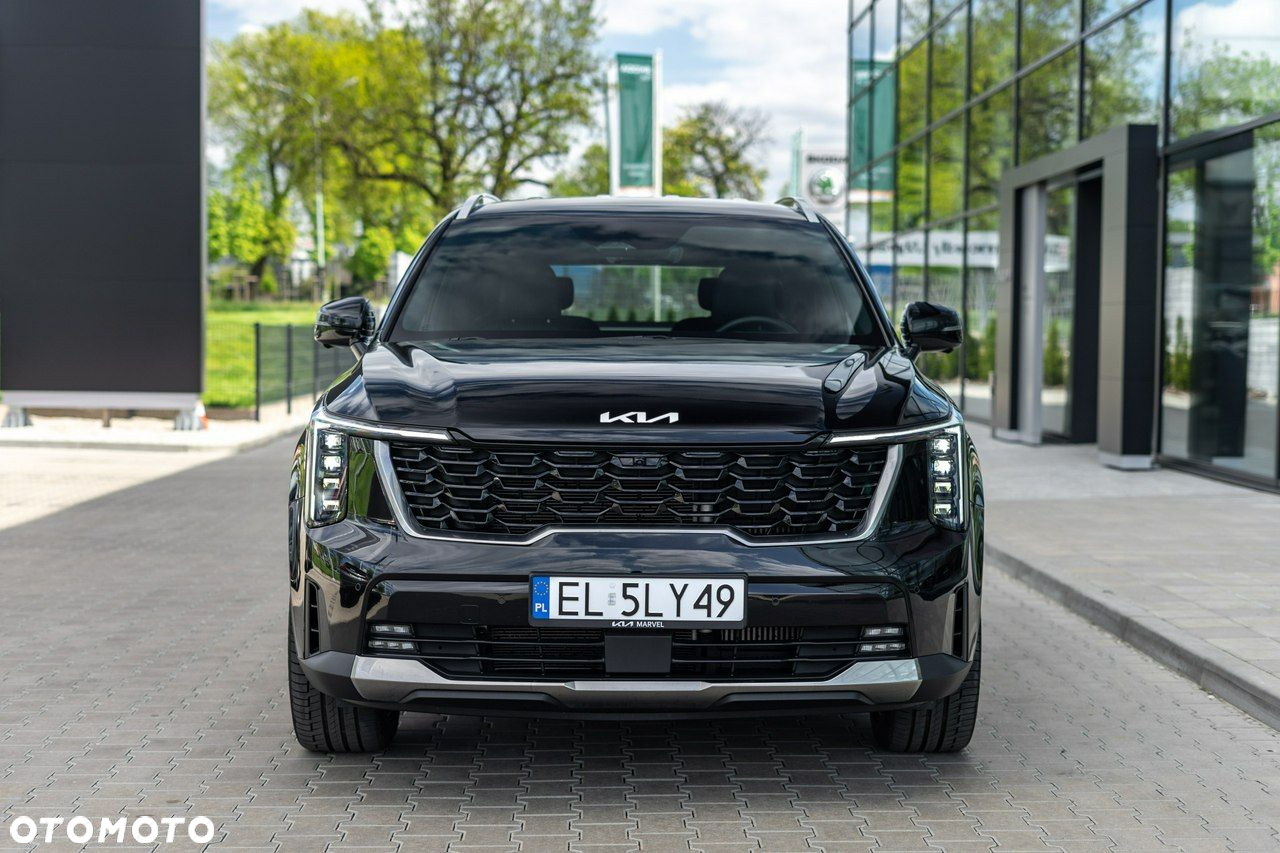 Kia Sorento - 4