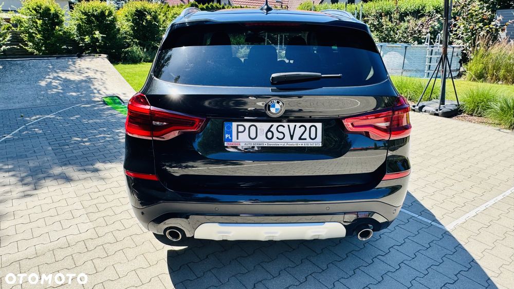 BMW X3 xDrive20i xLine - 17