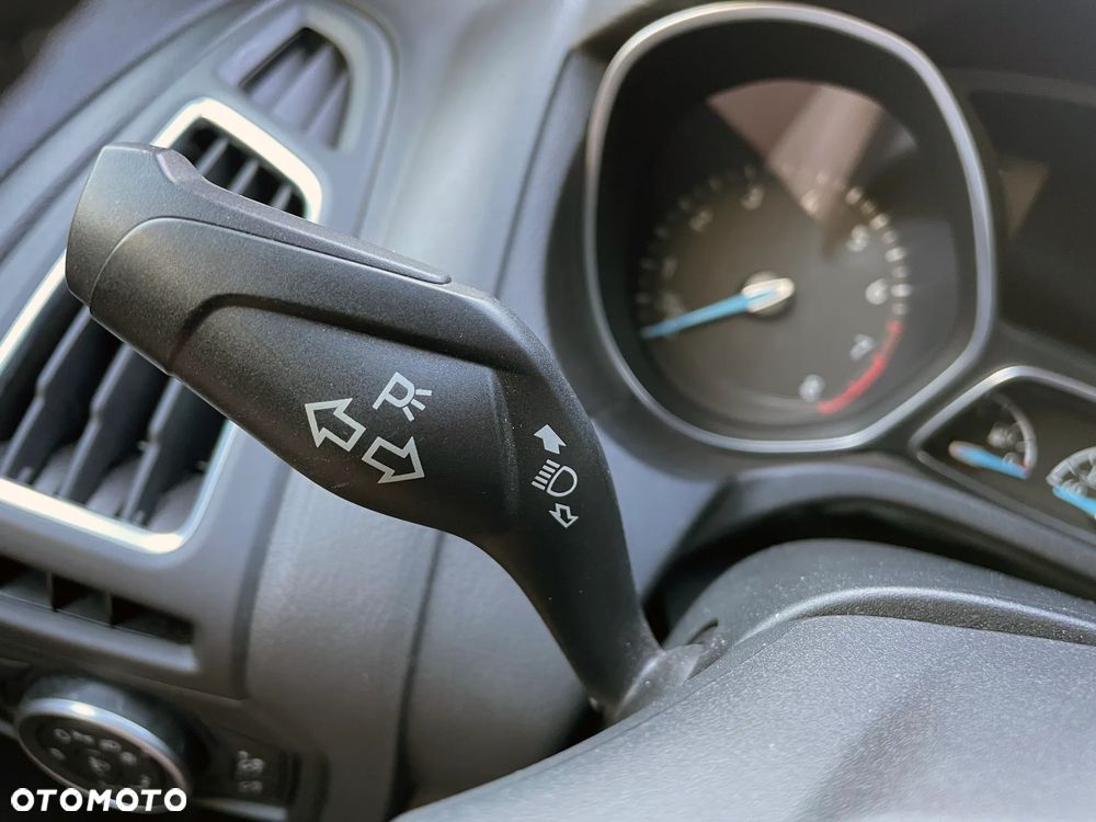 Ford Focus - 17
