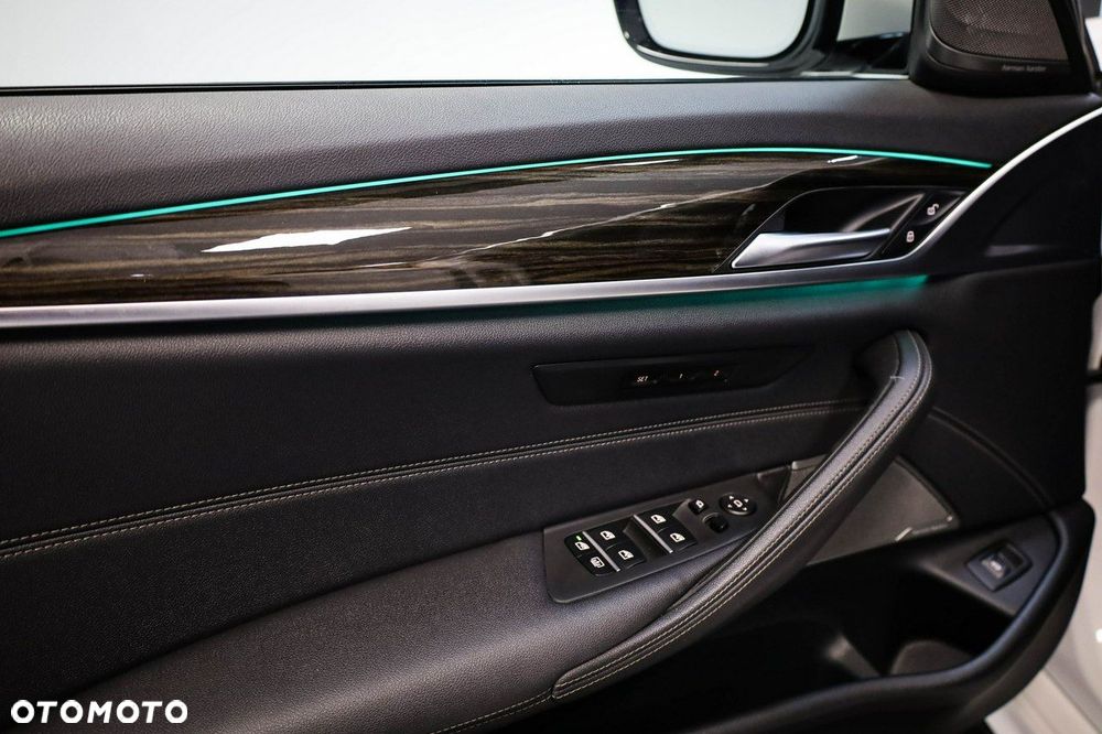 BMW Seria 5 530i mHEV M Sport sport - 22