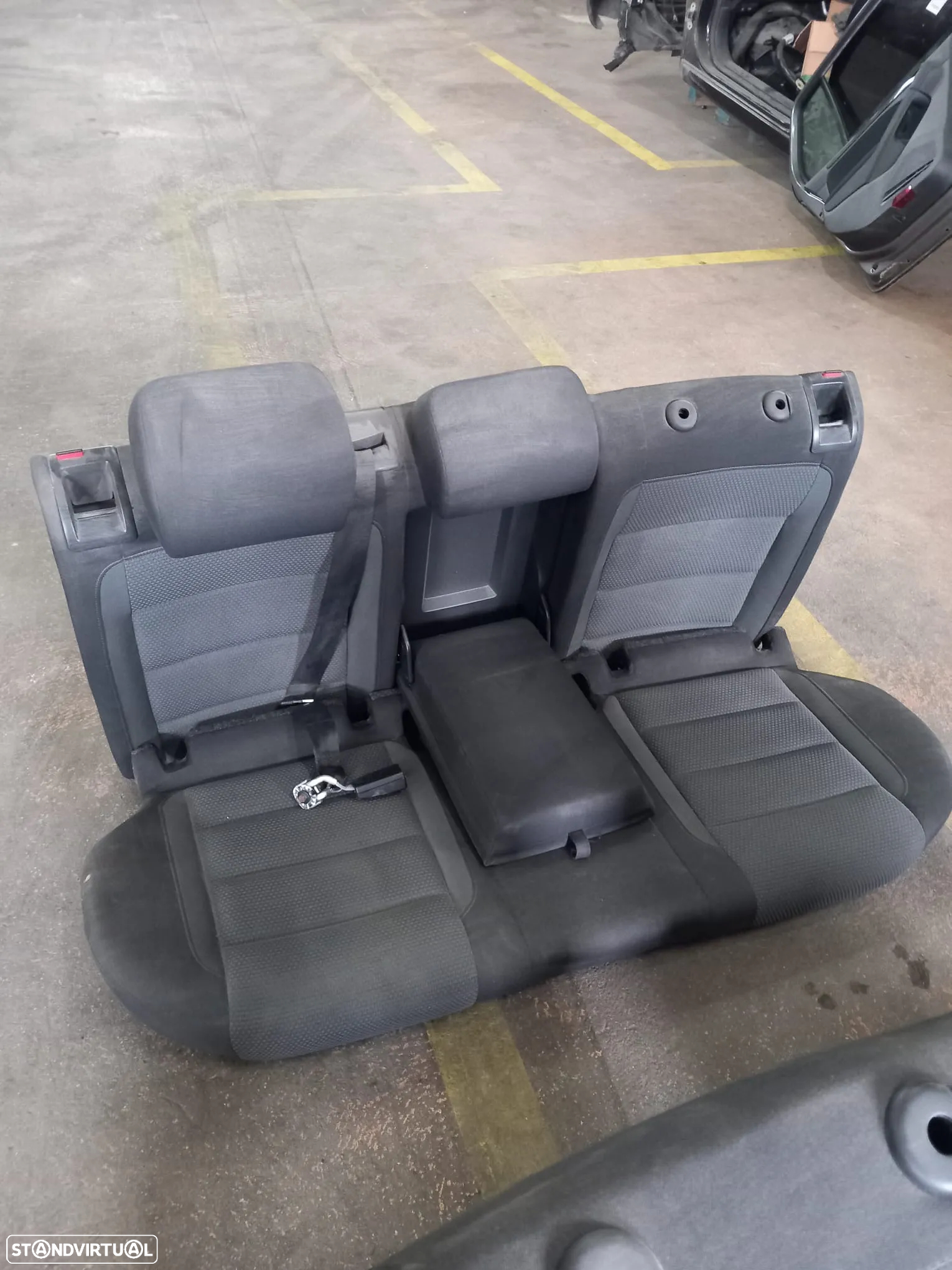 Bancos Frontais e Traseiros VW Golf VI 2010 - 9