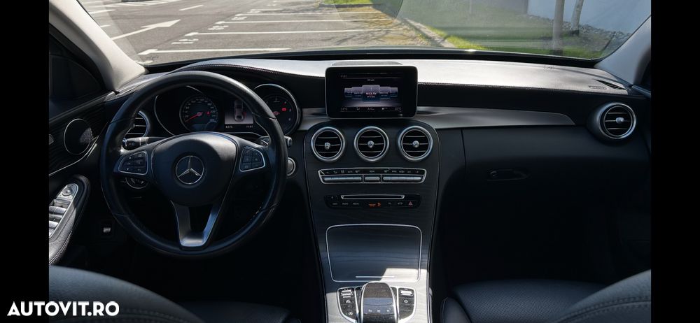 Mercedes-Benz C - 26