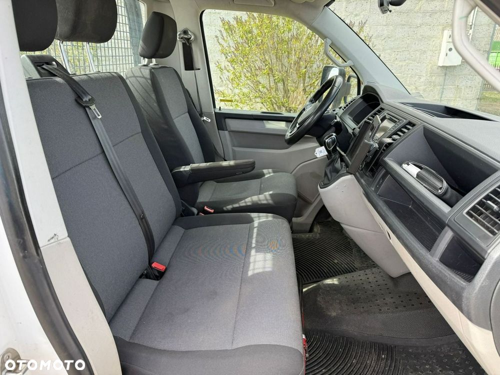 Volkswagen Transporter - 8