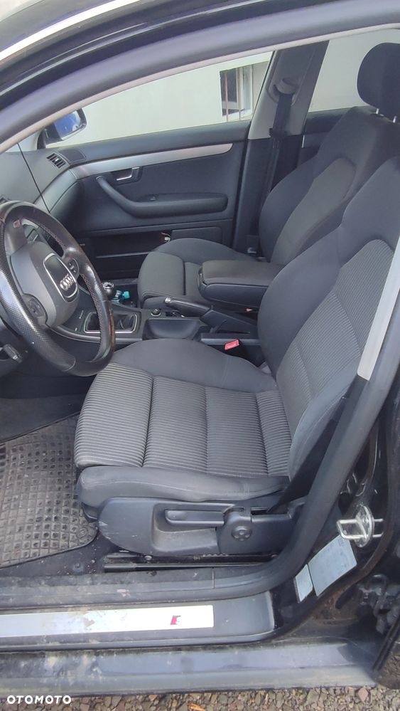 Audi A4 Avant 2.0 TDI Quattro - 6