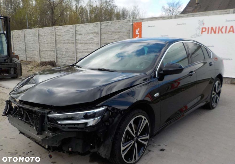 Opel Insignia - 11