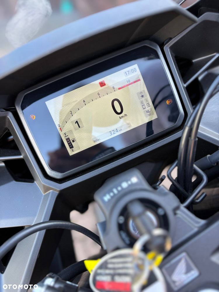 Honda CBR - 6