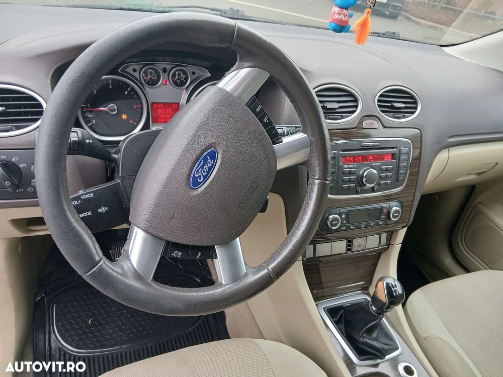 Ford Focus 1.8 TDCI Ghia - 13