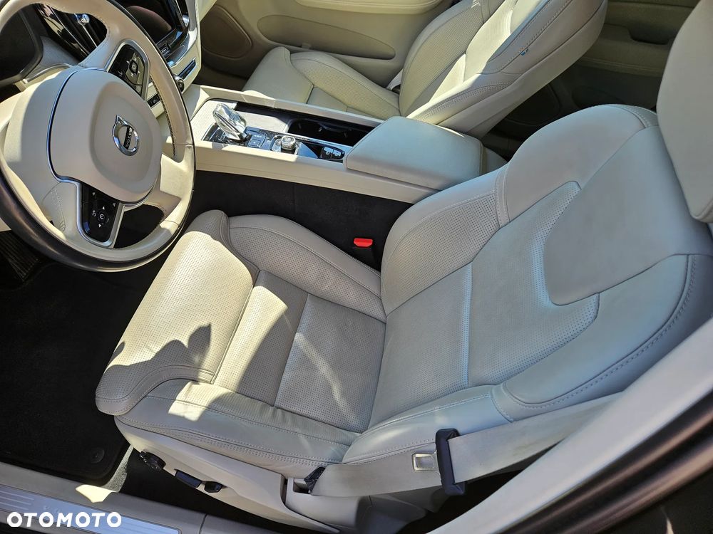 Volvo XC 60 T5 AWD Inscription - 13
