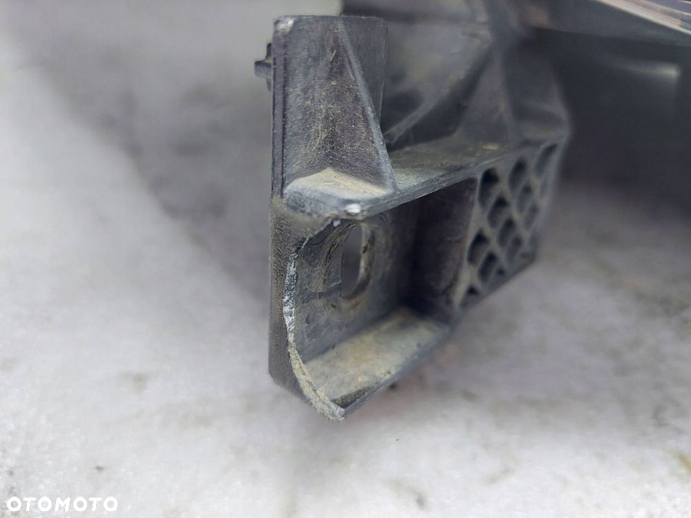 Lampa Prawa Przód Przednia Bi-Xenon 13252471Rh 0301214282 Opel Zafira B - 4