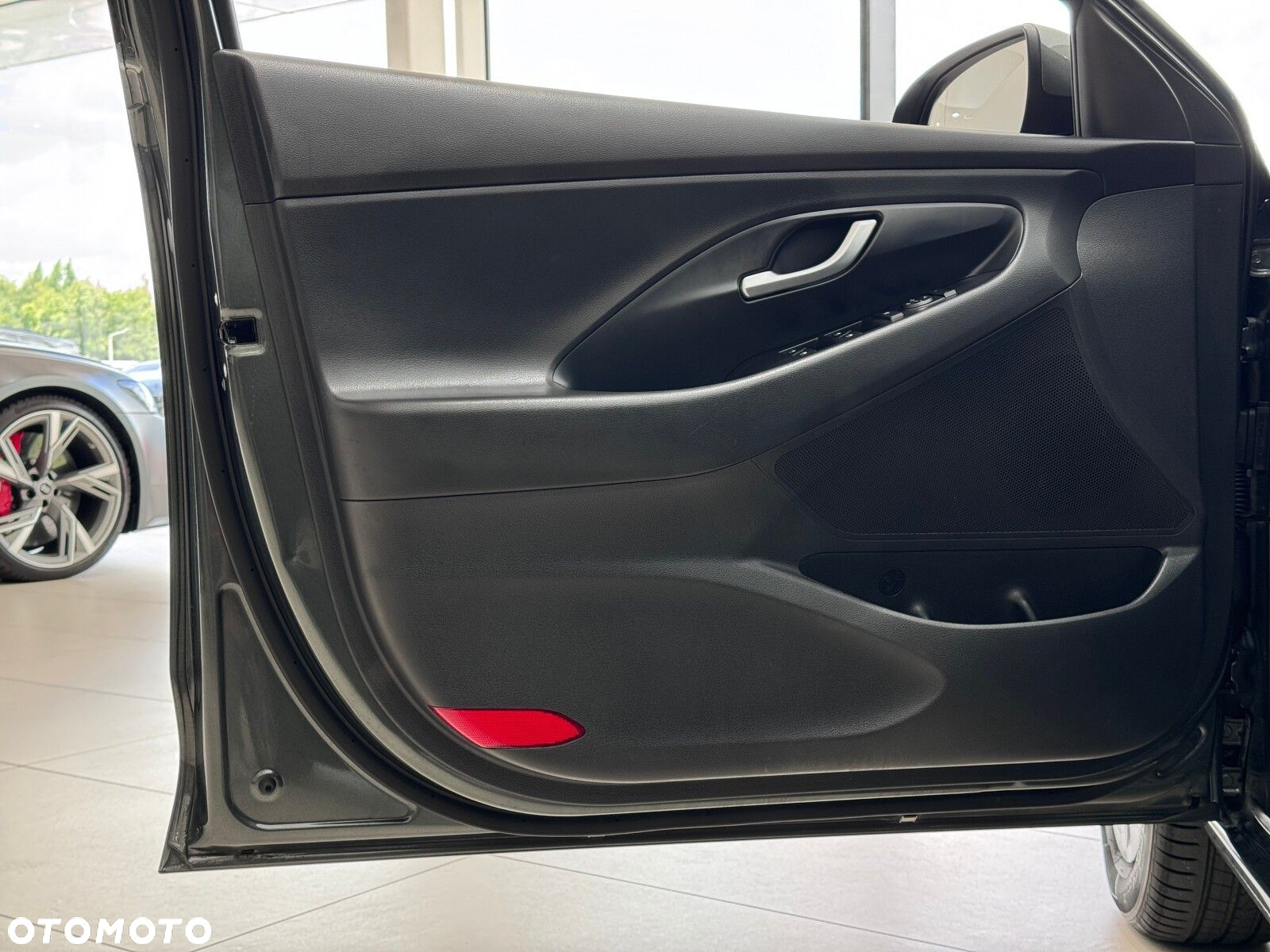 Hyundai i30 1.5 DPI Classic + - 12