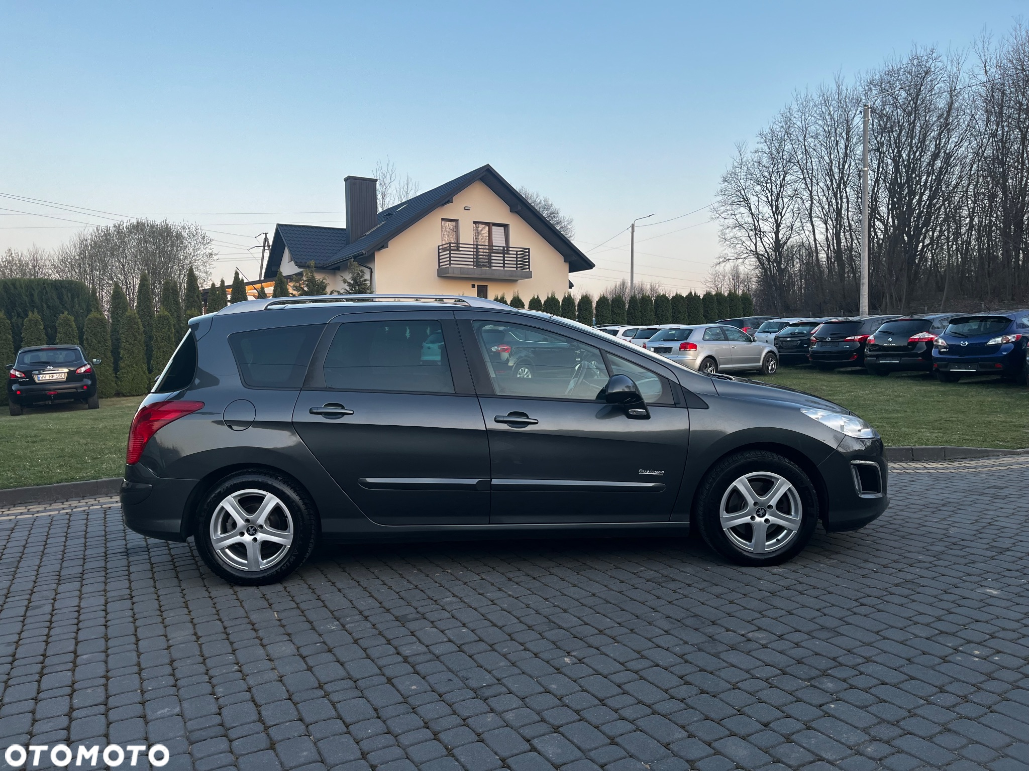 Peugeot 308 SW BlueHDi 150 Stop & Start Business-Line - 2