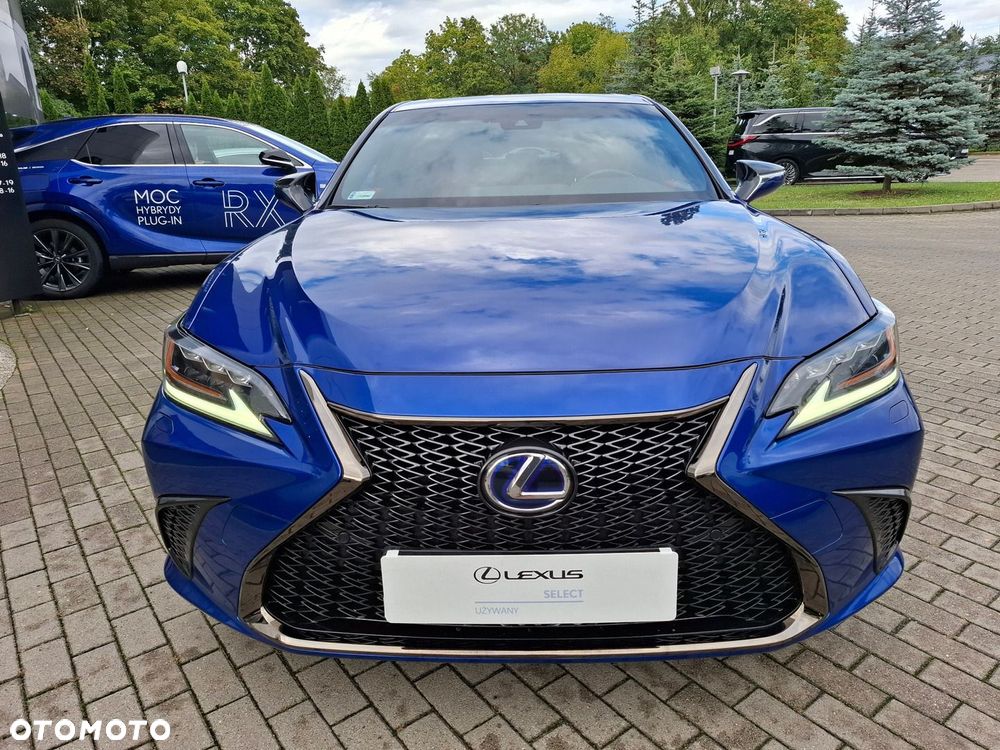 Lexus ES 300h F Sport Edition - 5