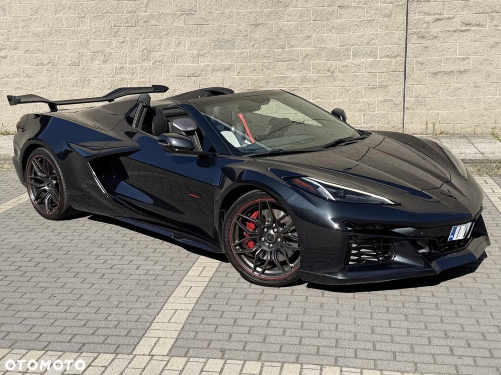 Chevrolet Corvette - 9