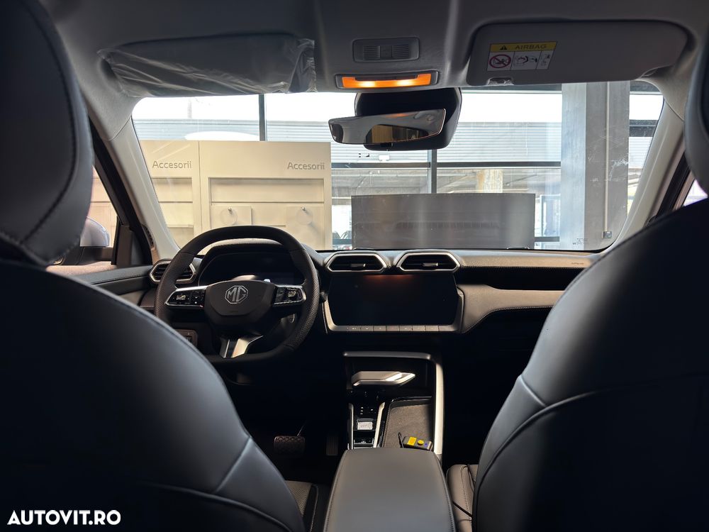 MG ZS HEV 1.5 GSI AT Exclusive - 9