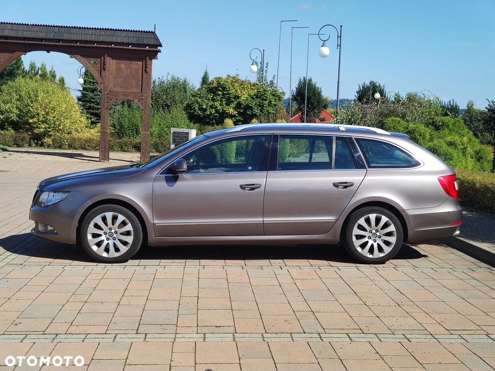 Skoda Superb 2.0 TDI Elegance - 3