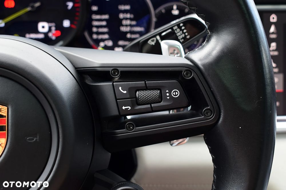 Porsche Panamera 4S E-Hybrid - 13