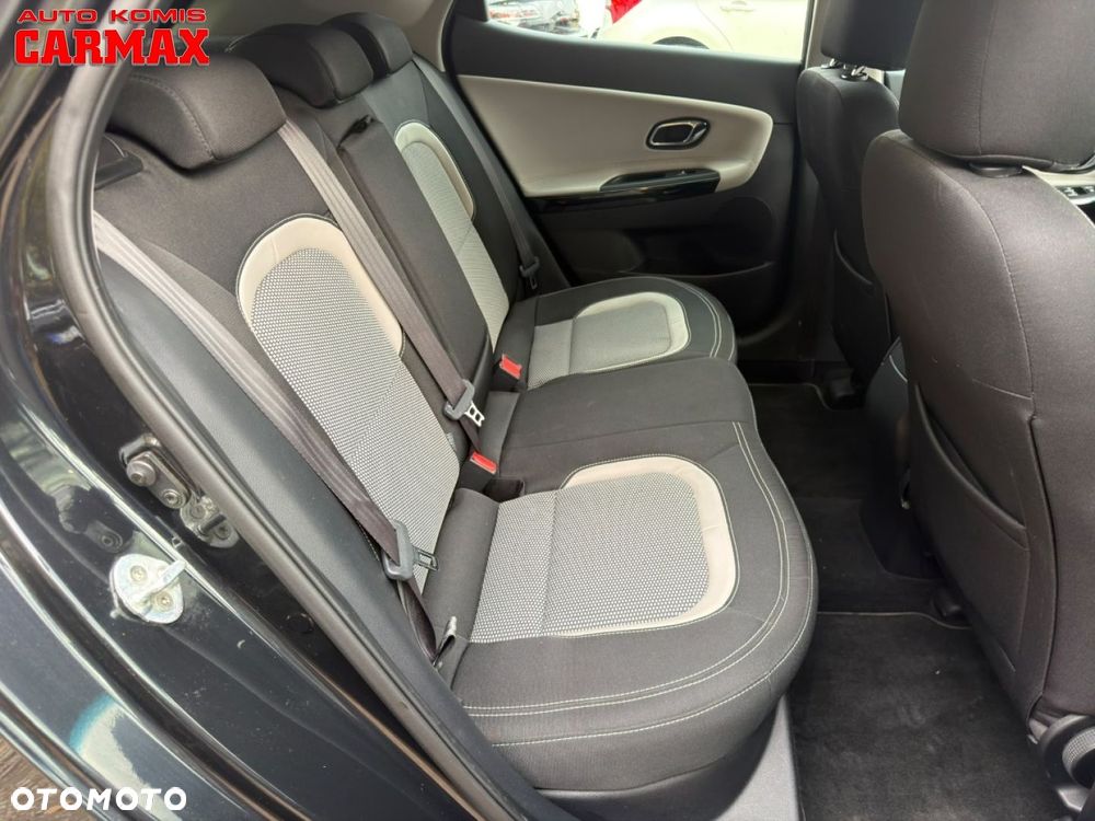 Kia Ceed - 19