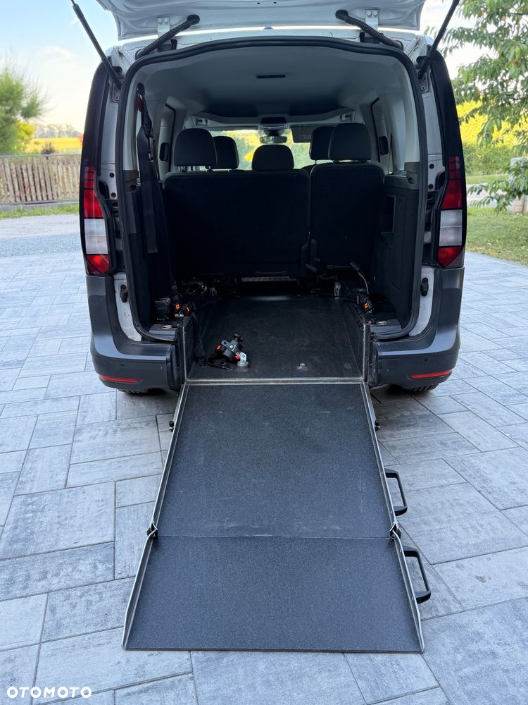 Volkswagen Caddy 2.0 TDI Dark Label - 5