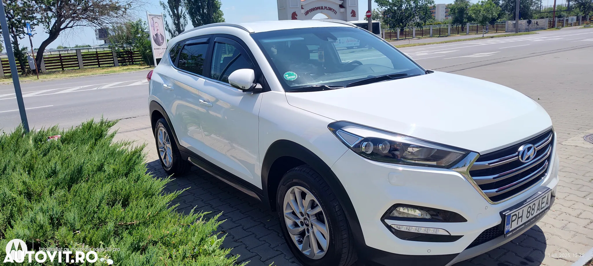 Hyundai Tucson 2.0 CRDI 4WD Automatik Style - 2