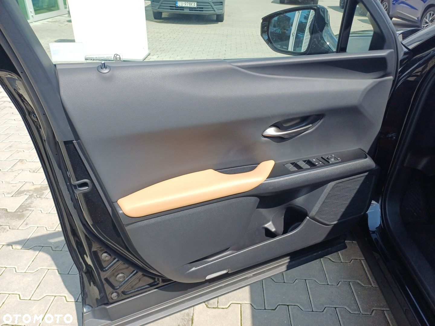 Lexus UX 250h GPF Business 2WD - 18