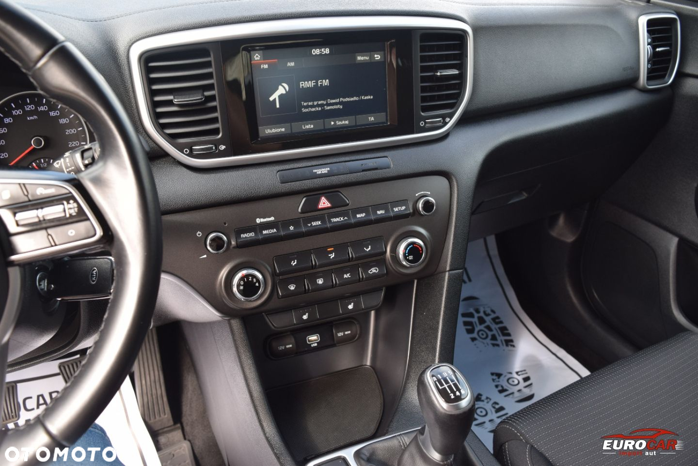 Kia Sportage - 21
