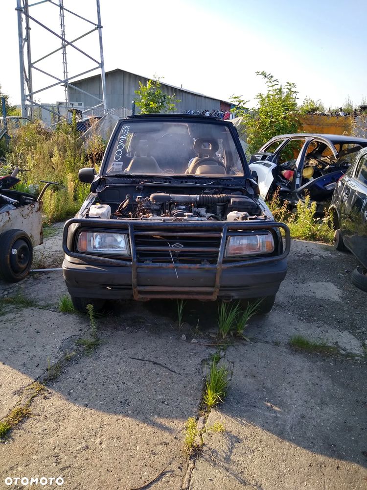 Suzuki Vitara 1.6 - 5