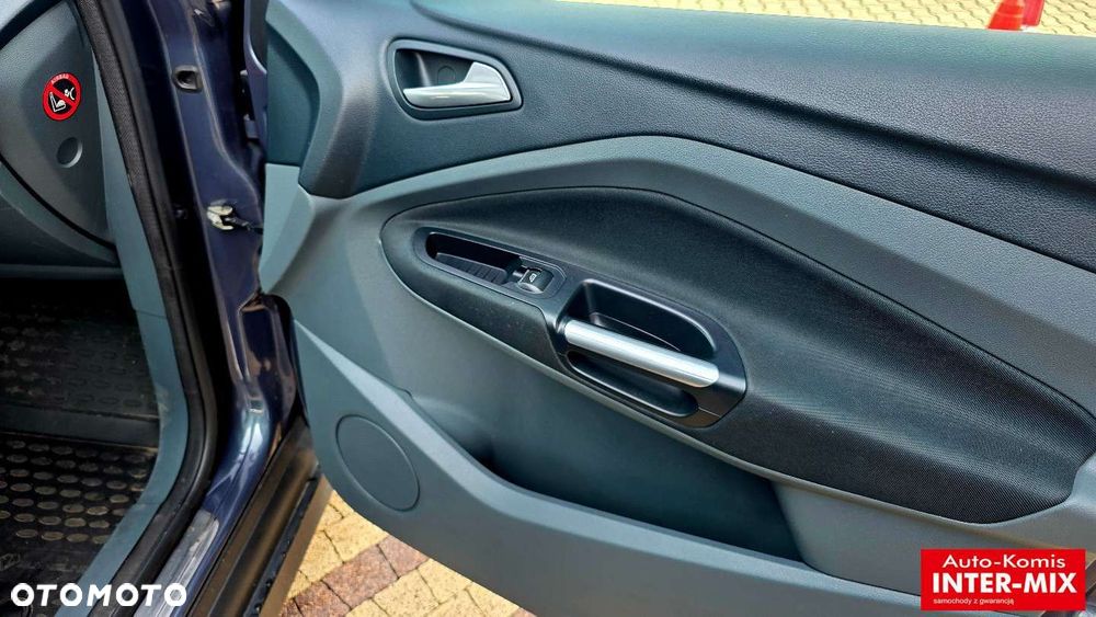 Ford Grand C-MAX - 37
