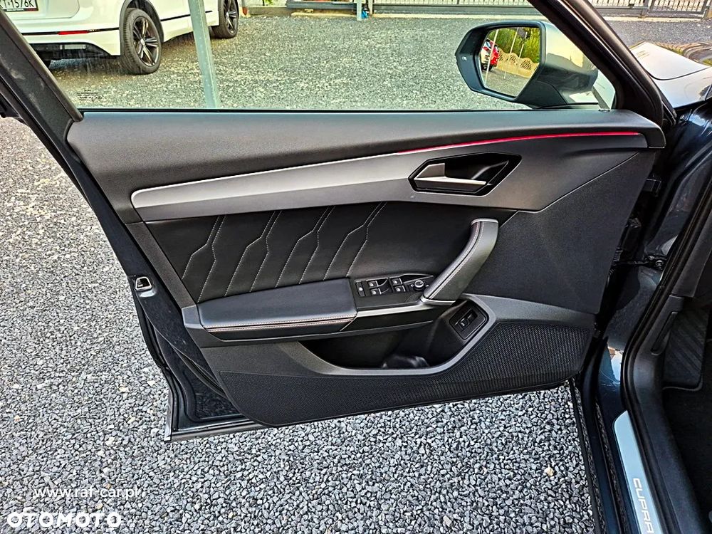 Cupra Formentor 1.5 TSI DSG - 33