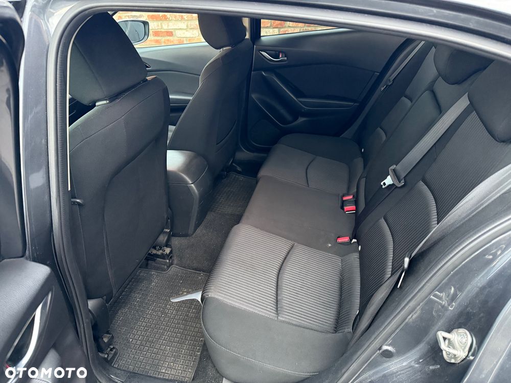 Mazda 3 - 10