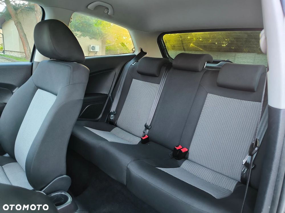 Volkswagen Polo 1.2 TSI Highline - 12