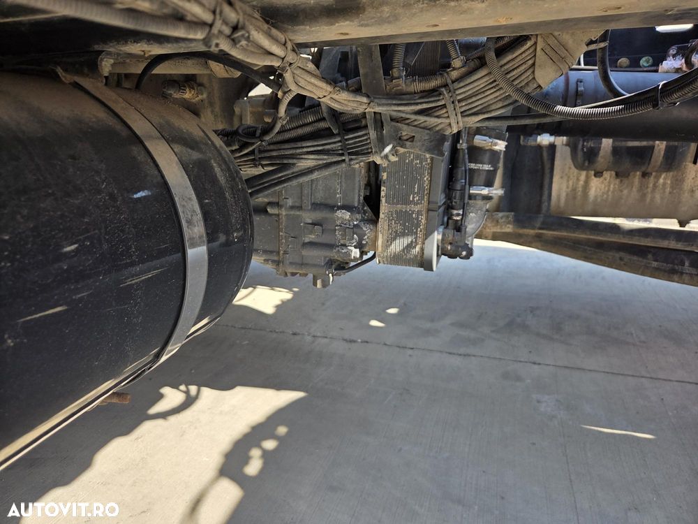 MAN TGX 18.500 4x2, 2018, 485.044km, rulata in GERMANIA, Carte identitateRAR, KIT BASCULARE, FULL OPTION, cutie automata+intarder, frigider, Aer cond STATIONARE, jante Aluminiu, anv 80% ok, rez aluminiu, posibilitate leasing 2 ani-PROMOTIE 21.900 Eur+Tva - 11