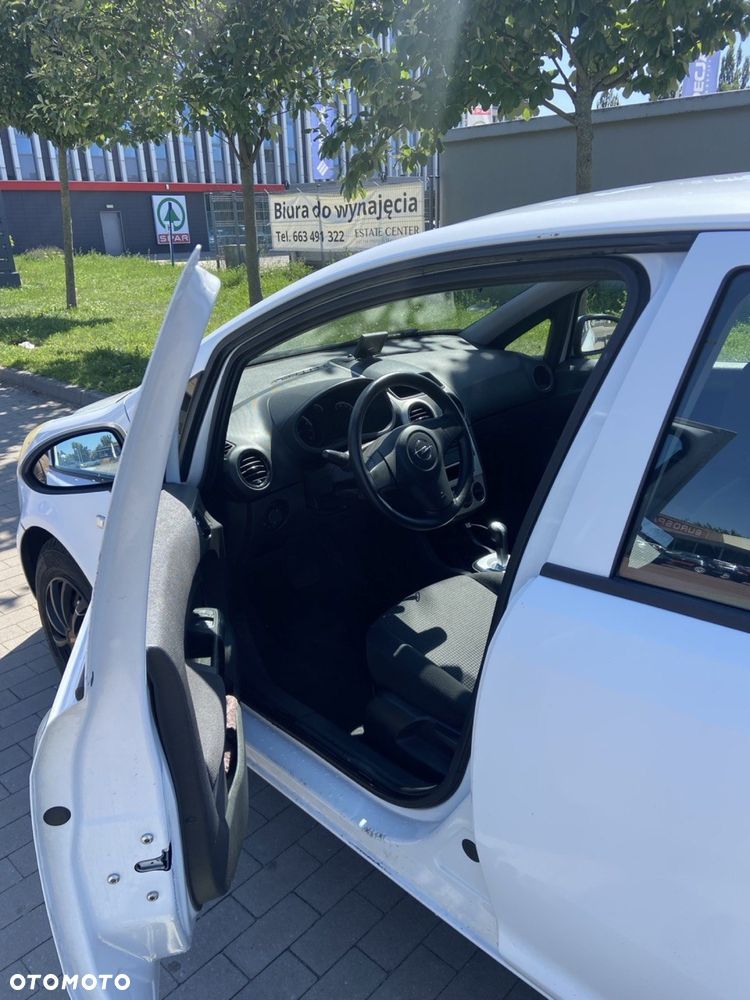 Opel Corsa - 4