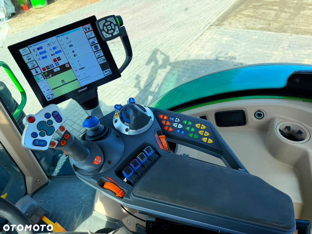 Fendt 724 Vario Profi Plus - 23