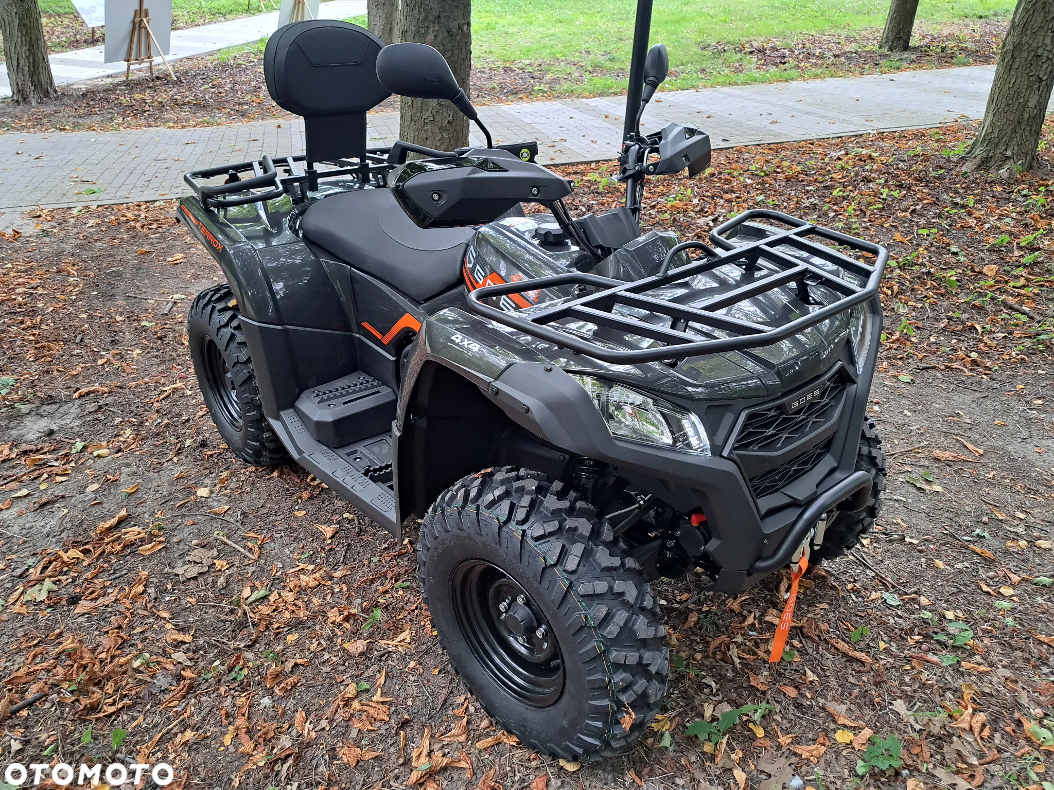 CFMoto CForce - 8