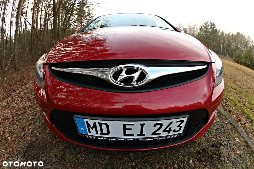 Hyundai i30 blue Kombi 1.6 CRDi Trend - 17