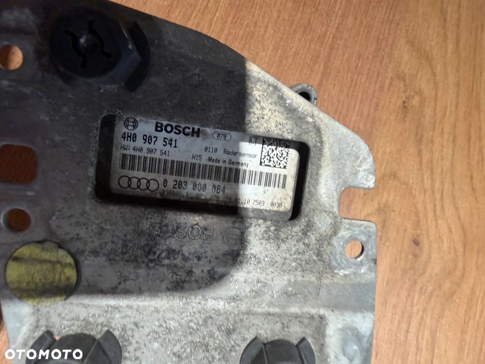 Audi A8 D4 4,2 TDI 12r-czujnik radar lewy 4H0907541 - 3