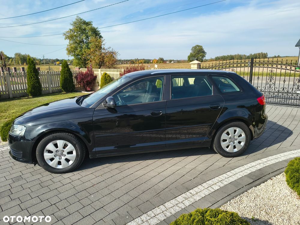 Audi A3 Sportback - 13