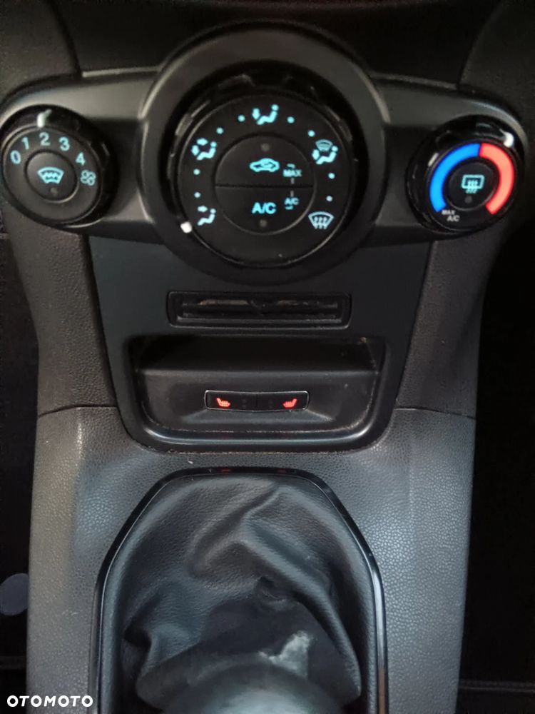 Ford Fiesta 1.25 Trend Edition - 14