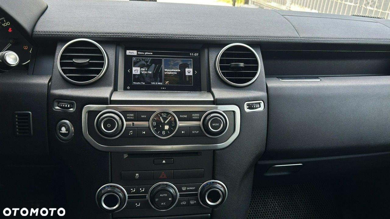 Land Rover Discovery IV 3.0 SD V6 HSE - 14