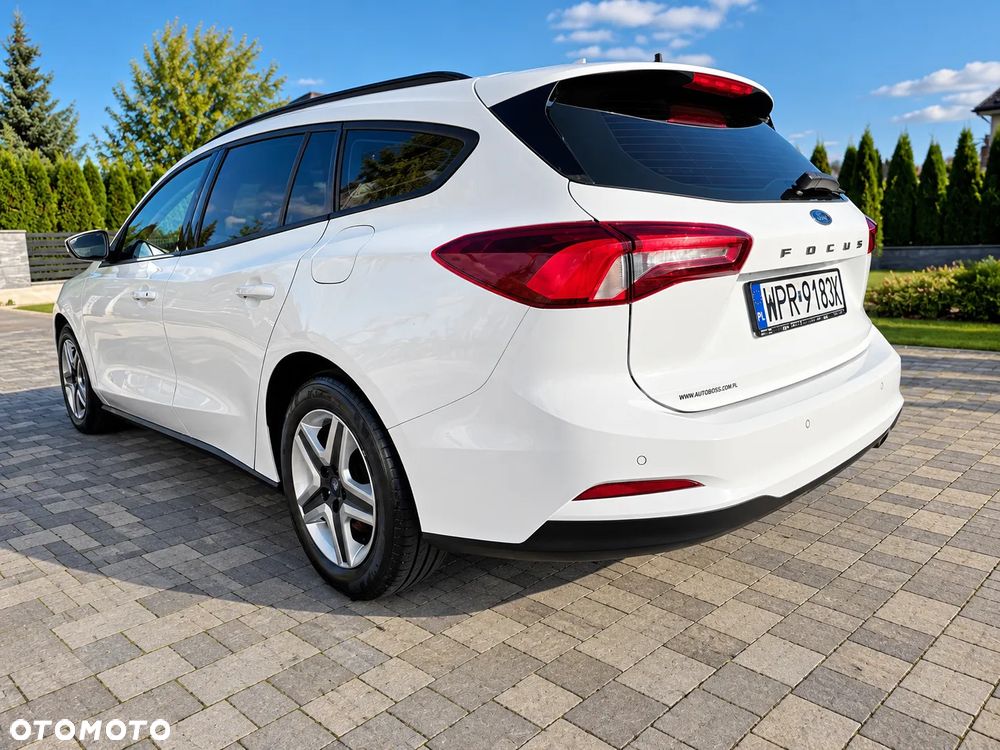 Ford Focus - 8