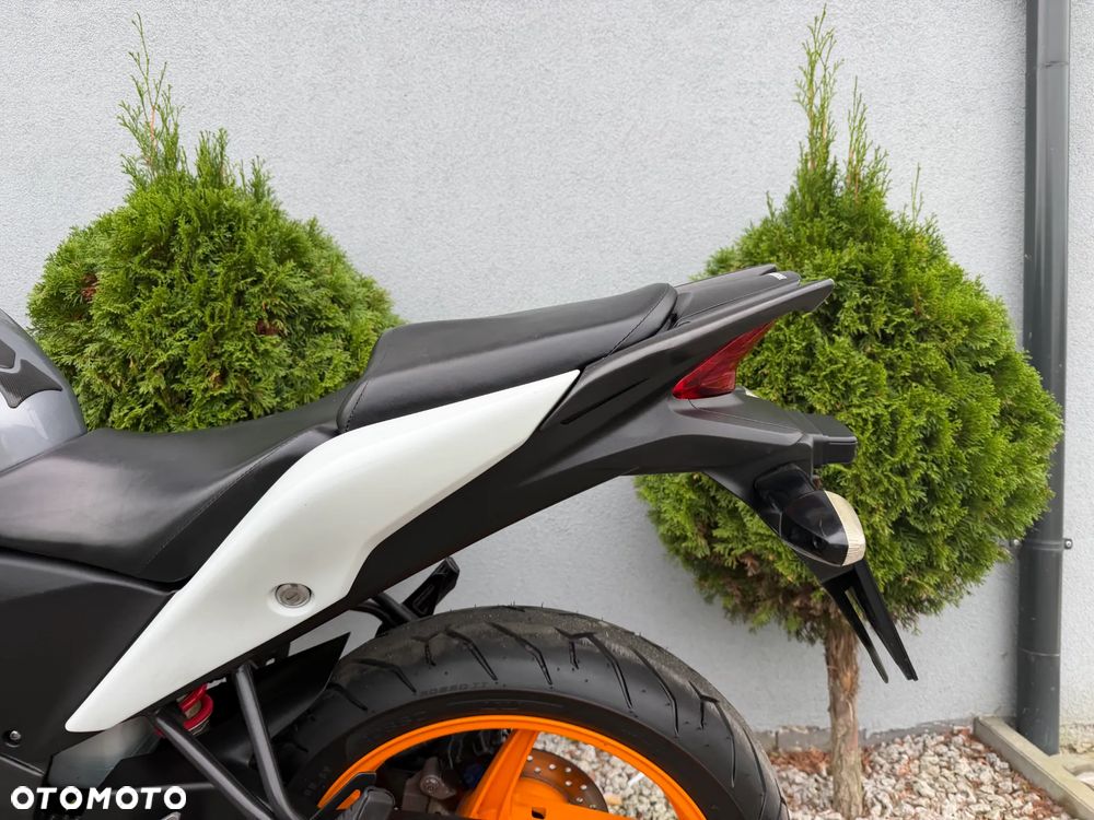 Honda CBR - 27