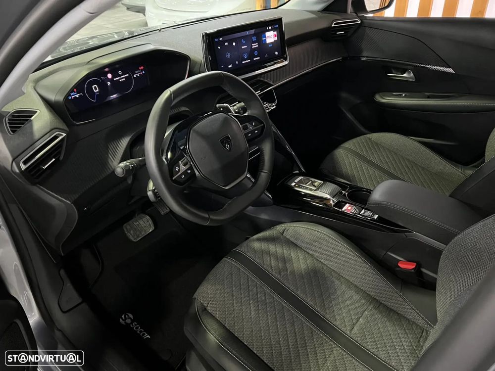 Peugeot 208 - 20