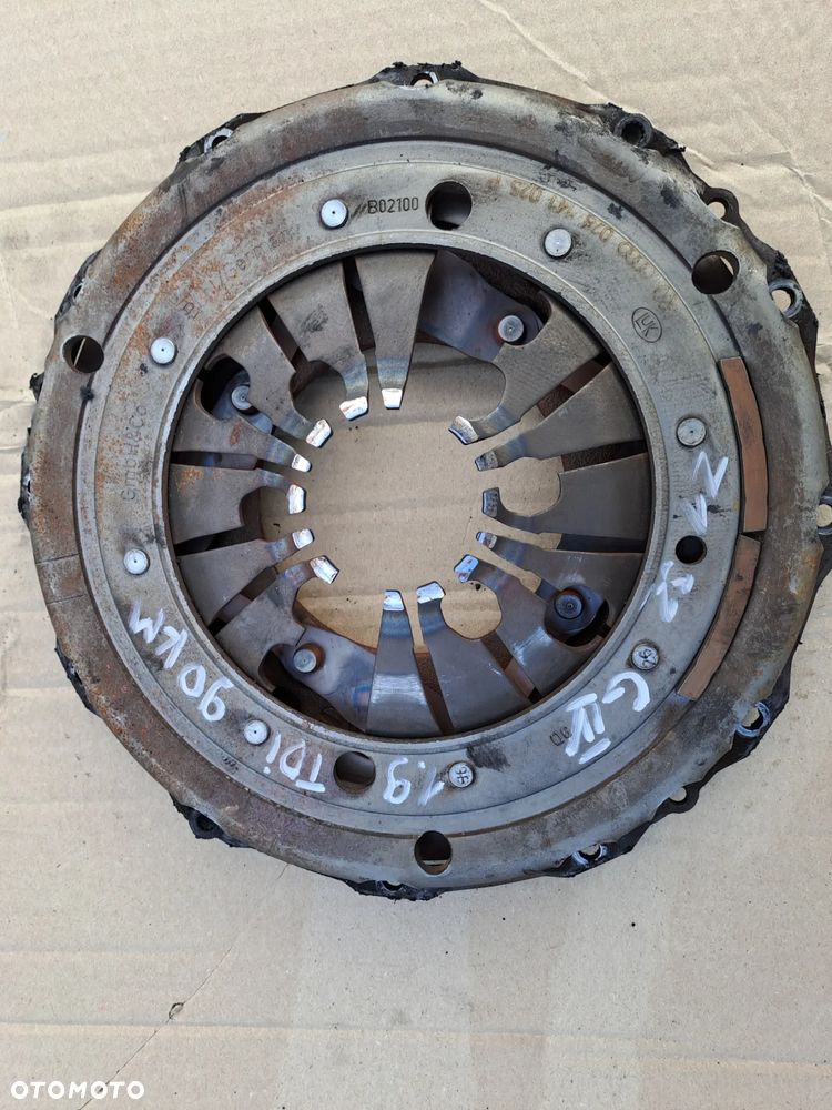 Volkswagen Golf IV 1.9 TDi 90KM AGR koło dwumasowe plus sprzęgło - 6